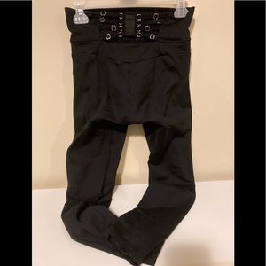 Bombshell Sportswear Black Divine Leggings